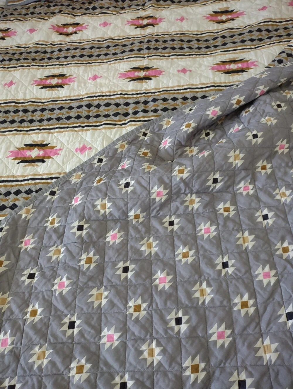 3 Piece Reversible Quilt Pillow Shams Bedding Set